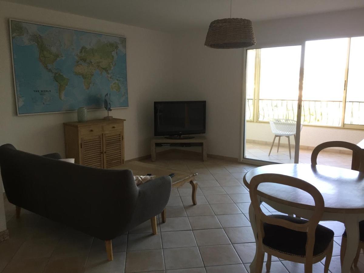 Vacances idéales limite Sanary sur mer !! logement partagé shared apartment Ollioules Esterno foto
